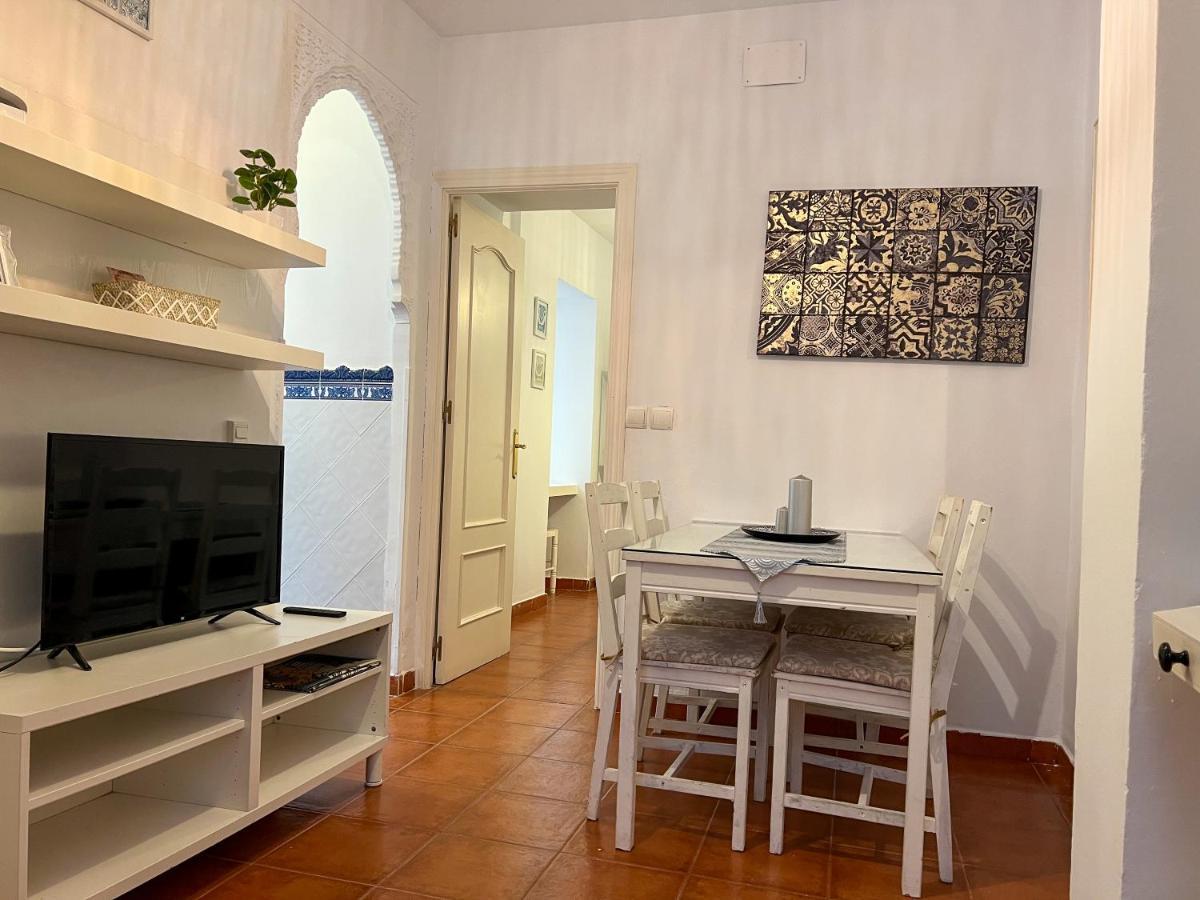 Iyourbasics Lovely Apartment Hinestrosa 23 Free Wifi&Ac Málaga Buitenkant foto