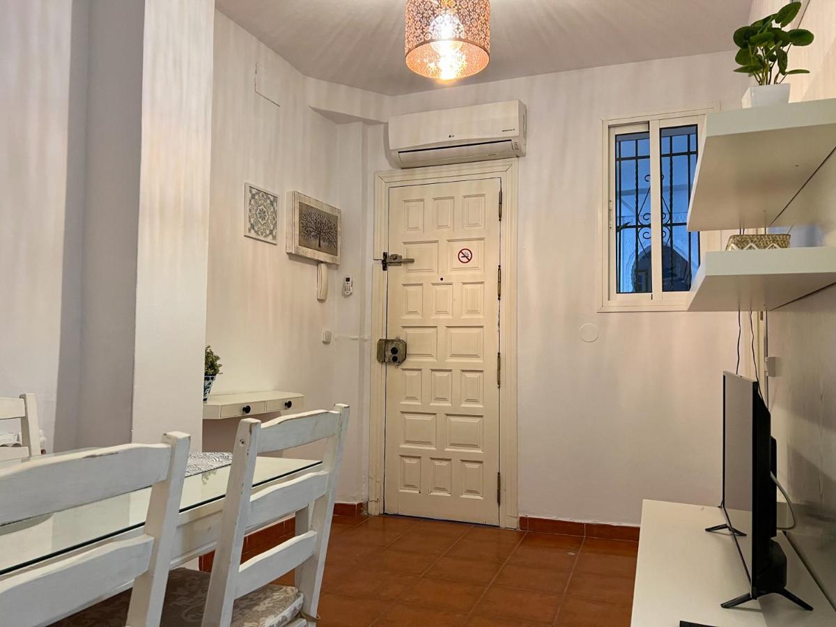 Iyourbasics Lovely Apartment Hinestrosa 23 Free Wifi&Ac Málaga Buitenkant foto