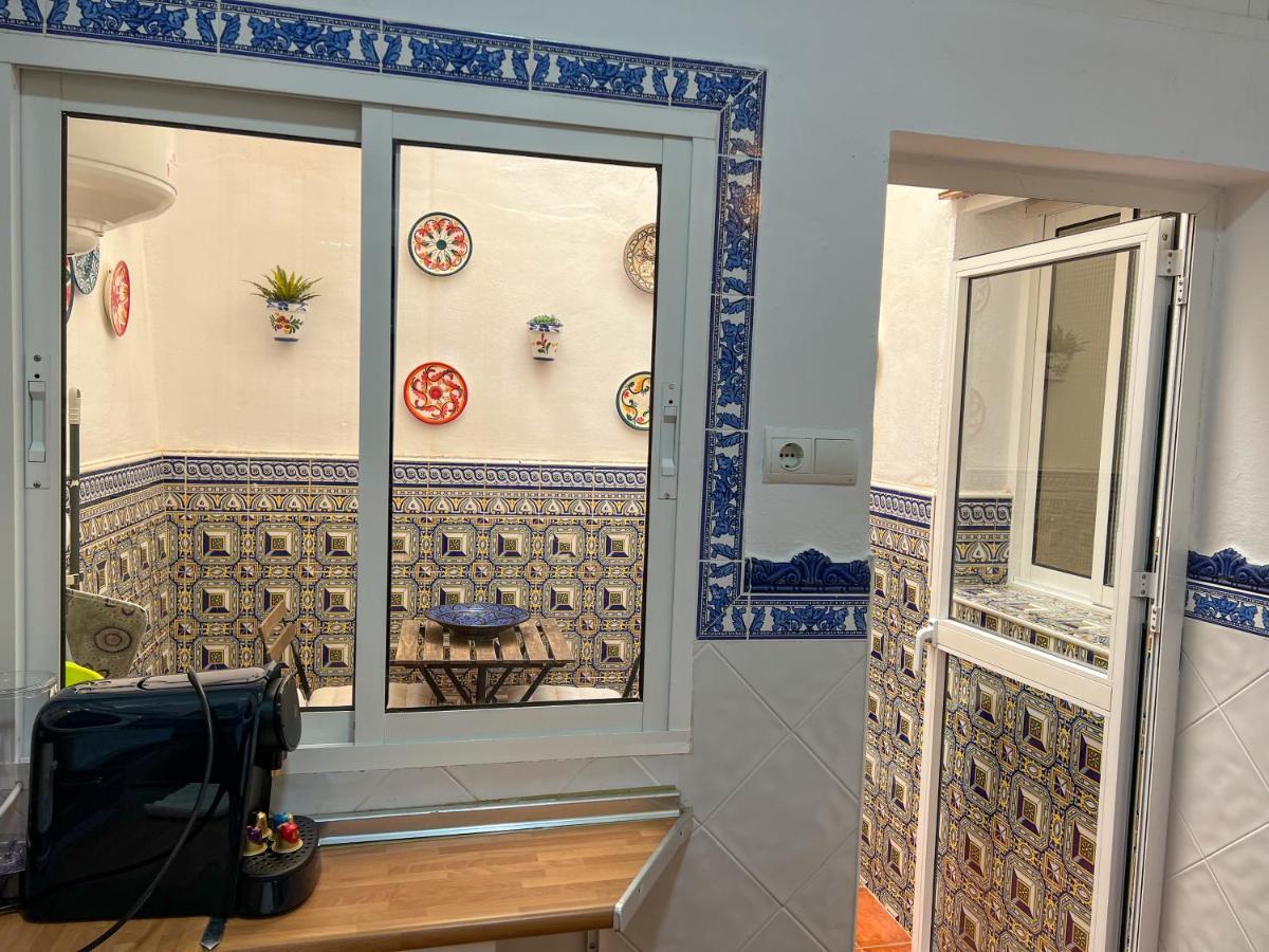 Iyourbasics Lovely Apartment Hinestrosa 23 Free Wifi&Ac Málaga Buitenkant foto