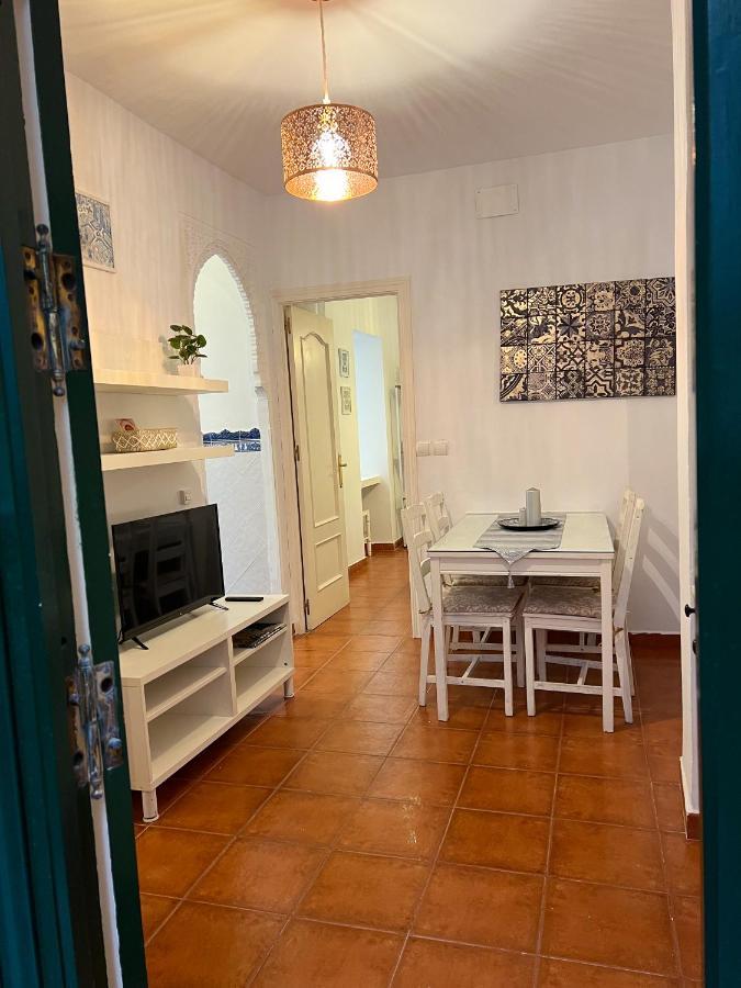 Iyourbasics Lovely Apartment Hinestrosa 23 Free Wifi&Ac Málaga Buitenkant foto