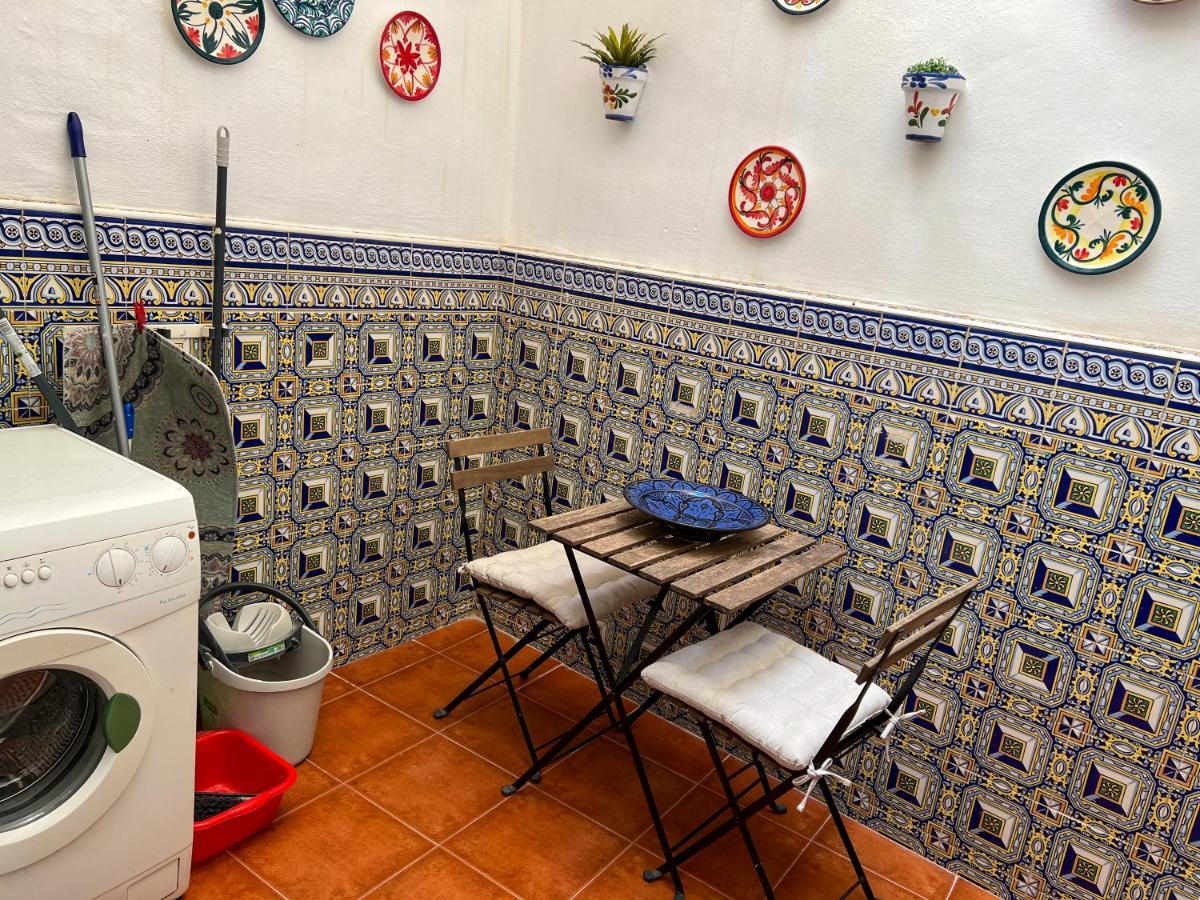 Iyourbasics Lovely Apartment Hinestrosa 23 Free Wifi&Ac Málaga Buitenkant foto
